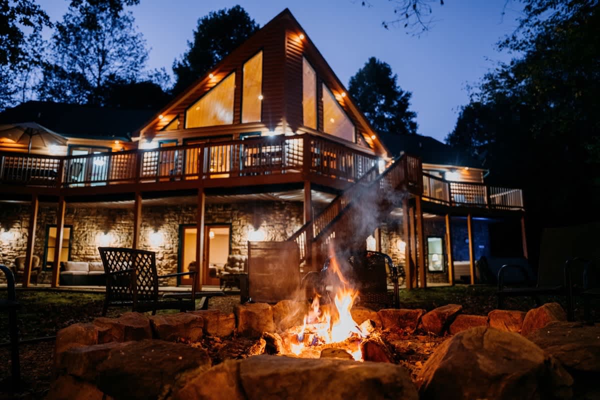 Alpine River Escape, a Blue Creek Cabins home in North Georgia